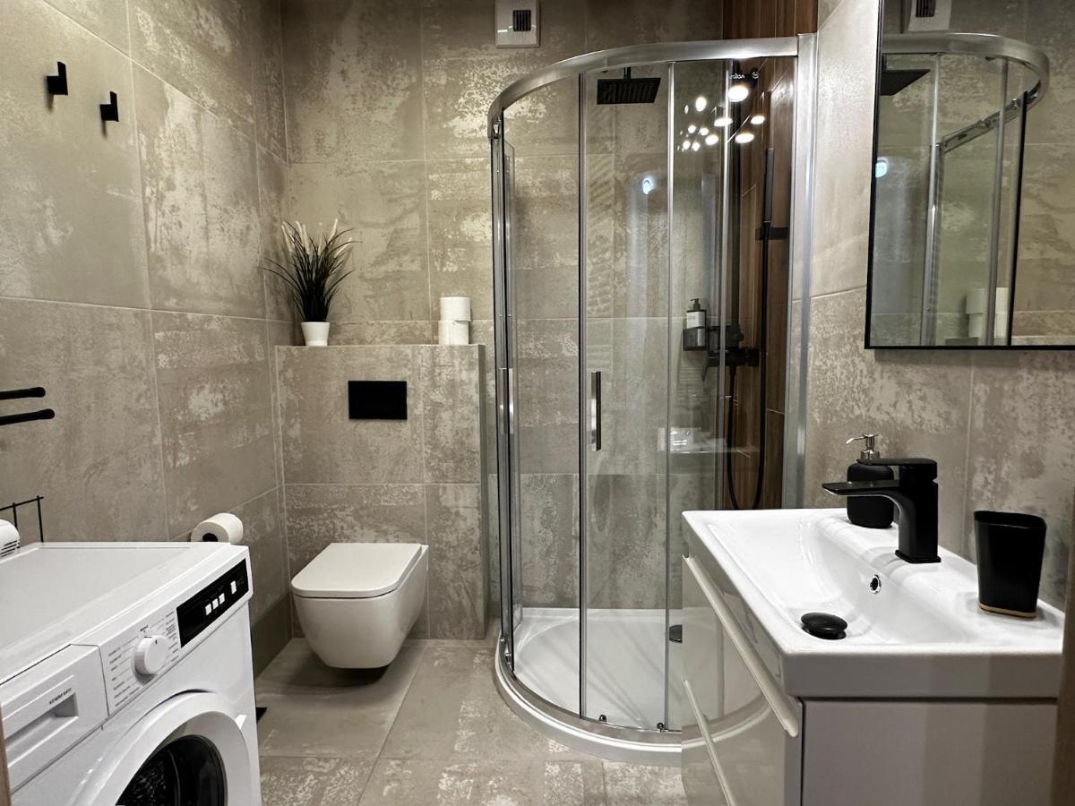 Urban Premium, Opolska 10 No 80, Free Garage, Self Check-in Apartmán Katovice